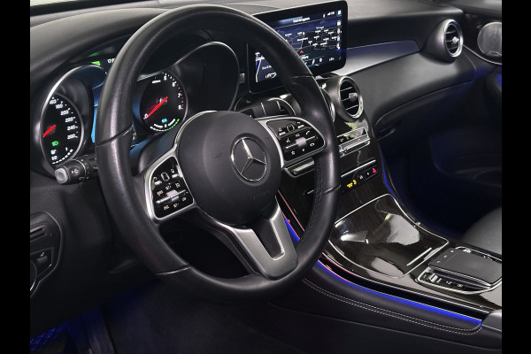 Mercedes-Benz GLC 300e 4MATIC Premium Plus Plug in Hybrid 320pk PHEV | Lederen Sportstoelen | Panodak |  Head up Display | Burmester | Sfeerverlichting | Carplay | Navigatie | 360 Camera |