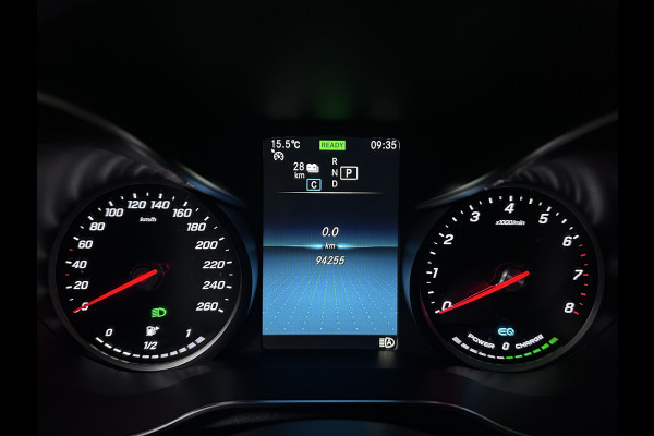 Mercedes-Benz GLC 300e 4MATIC Premium Plus Plug in Hybrid 320pk PHEV | Lederen Sportstoelen | Panodak |  Head up Display | Burmester | Sfeerverlichting | Carplay | Navigatie | 360 Camera |