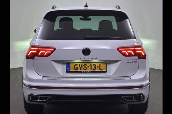 Volkswagen Tiguan 1.4 TSI eHybrid R-Line Plug In Hybrid 245pk PHEV | Trekhaak af Fabriek | Adaptive Cruise | IQ Drive | Adaptief Onderstel | Virtual Cockpit | Alcantara Sportstoelen Verwarmd | 19"L.M |