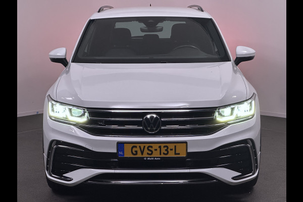 Volkswagen Tiguan 1.4 TSI eHybrid R-Line Plug In Hybrid 245pk PHEV | Trekhaak af Fabriek | Adaptive Cruise | IQ Drive | Adaptief Onderstel | Virtual Cockpit | Alcantara Sportstoelen Verwarmd | 19"L.M |