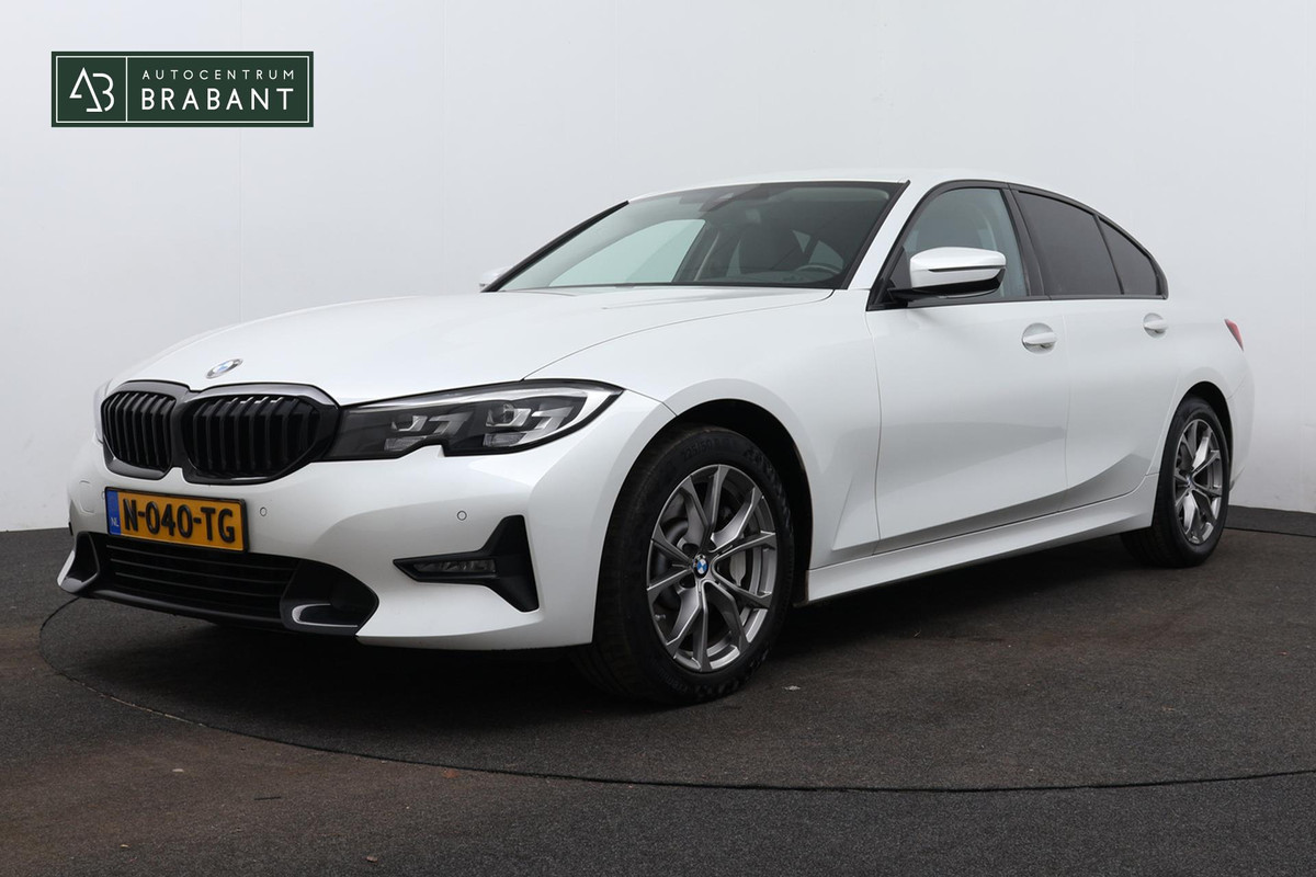 BMW 3-serie 330i High Executive Edition AANBIEDING!!! (Dealer onderH, Navi Prof, StoelV, PDC V+A, Cruise Con, Carplay, Etc)