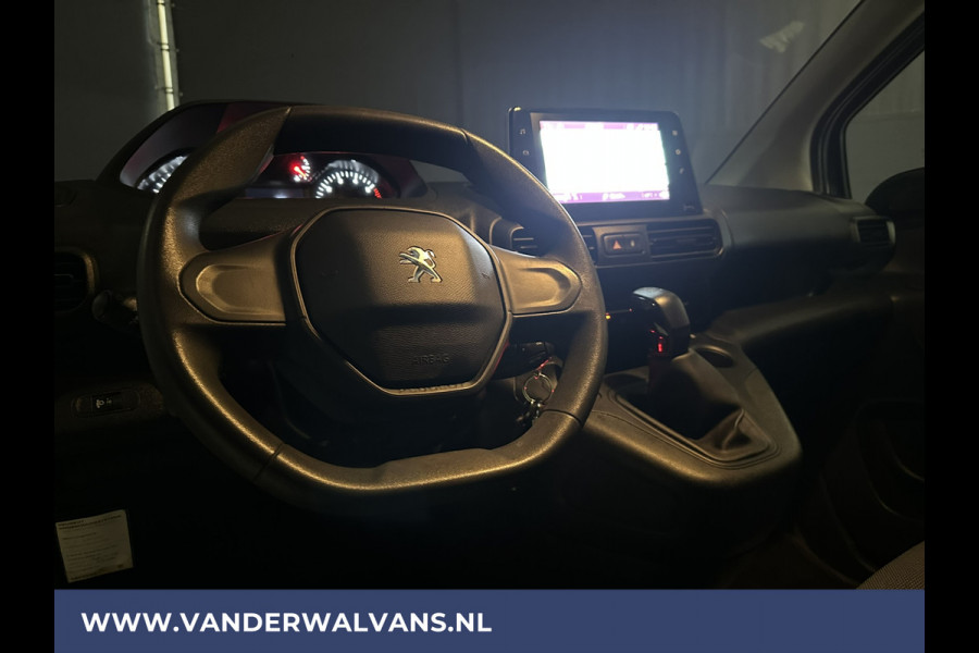 Peugeot Partner 1.5 BlueHDI 102pk L2H1 Euro6 Airco | 3-Zits | Navigatie | Apple Carplay Android Auto, Cruisecontrol, Trekhaak, Parkeersensoren, bijrijdersbank