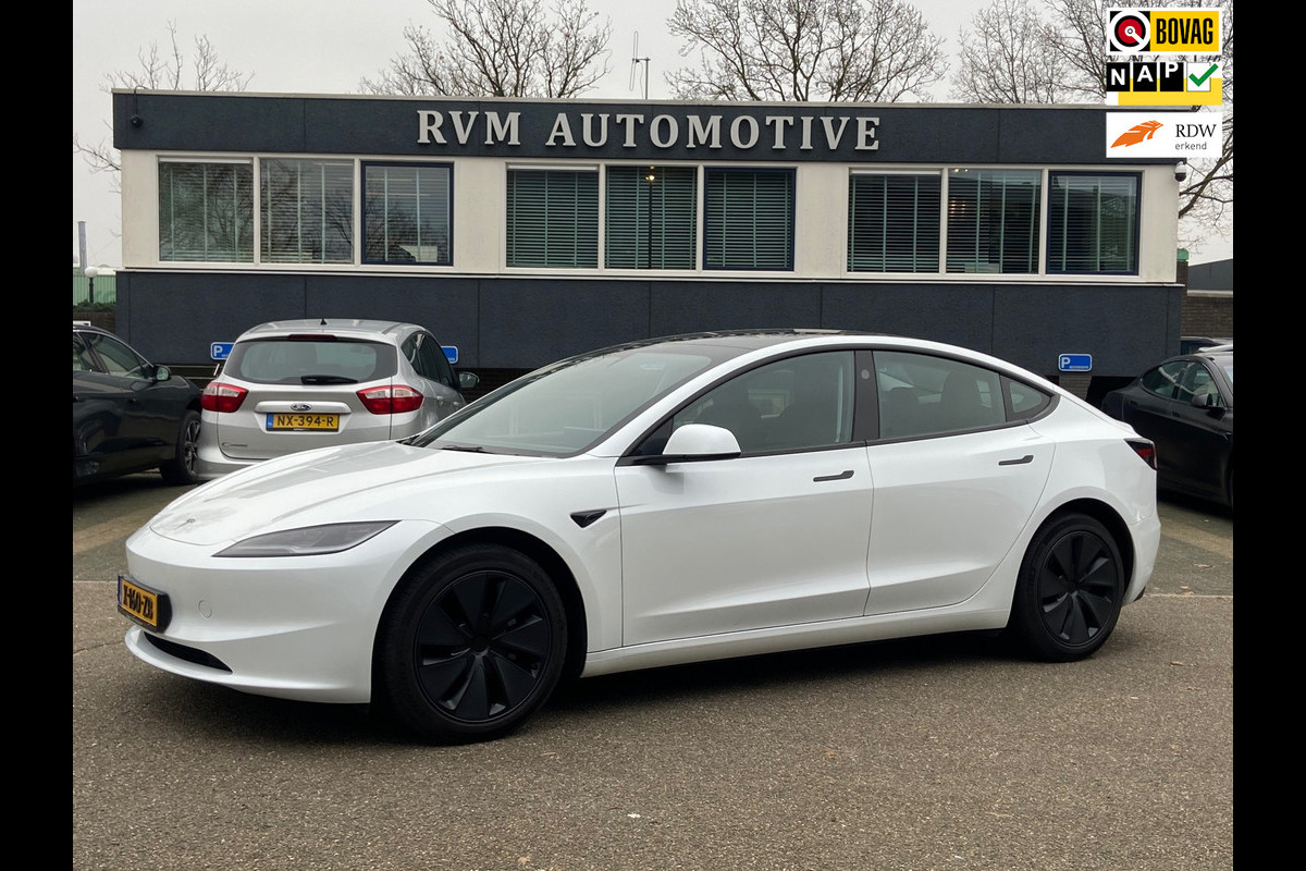 Tesla Model 3 Long Range AWD 78 kWh HIGHLANDER VAN: 49.900,- VOOR: 47.899,- EINDEJAARSVOORDEEL: 2.023,- | ORIG. NL. NAP KM.