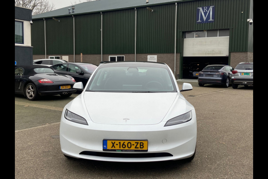 Tesla Model 3 Long Range AWD 78 kWh HIGHLANDER VAN: 49.900,- VOOR: 47.899,- EINDEJAARSVOORDEEL: 2.023,- | ORIG. NL. NAP KM.