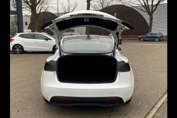 Tesla Model 3 Long Range AWD 78 kWh HIGHLANDER VAN: 49.900,- VOOR: 47.899,- EINDEJAARSVOORDEEL: 2.023,- | ORIG. NL. NAP KM.