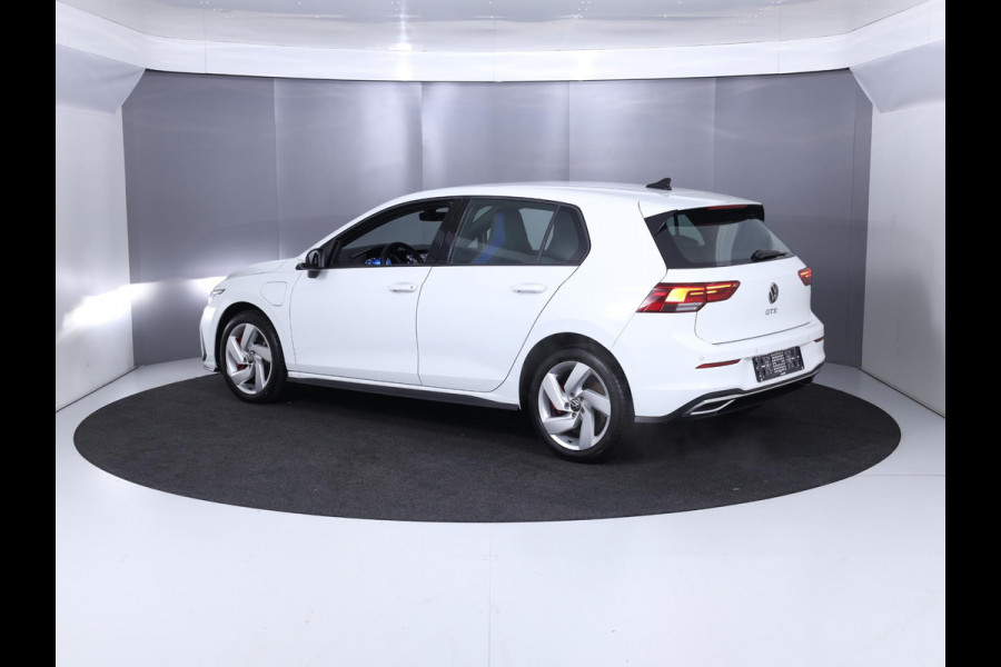 Volkswagen Golf 1.4 eHybrid GTE 245 pk Automaat (DSG) | Navigatie | Parkeersensoren | Adaptieve cruise control | LED koplampen | Stoelverwarming |