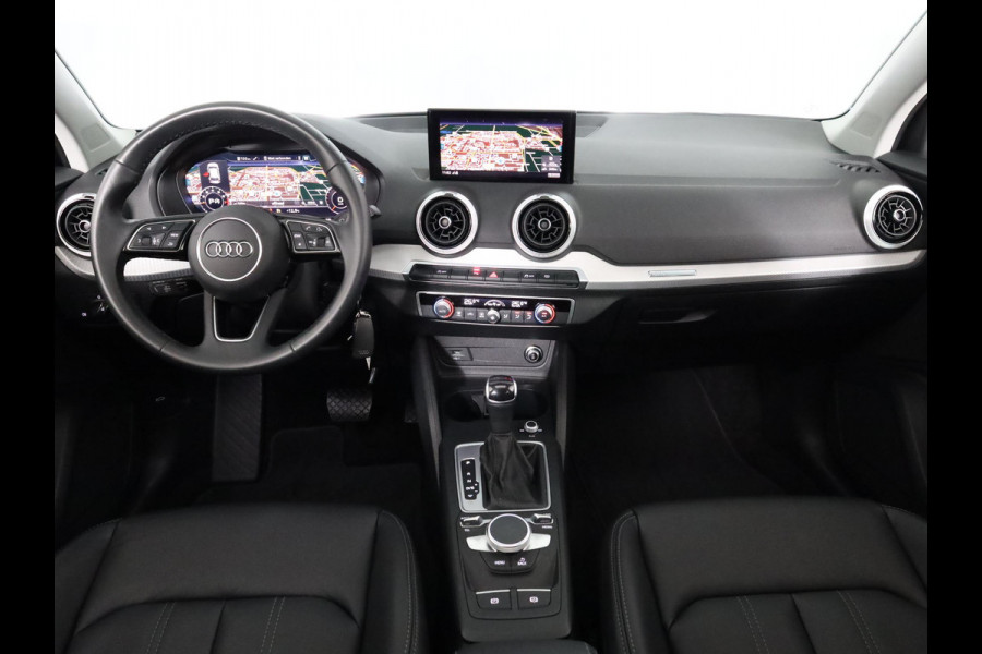 Audi Q2 35 TFSI Advanced edition 150pk S-Tronic | Verlengde garantie | Navigatie | Panoramadak | Lederen bekleding | 19 inch lichtmetalen velgen | Virtual Cockpit |