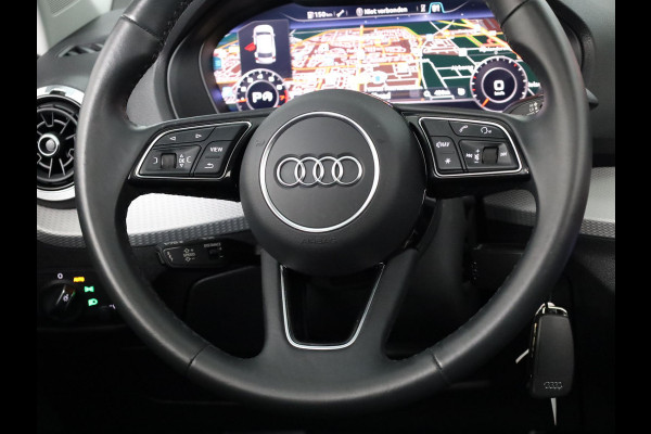 Audi Q2 35 TFSI Advanced edition 150pk S-Tronic | Verlengde garantie | Navigatie | Panoramadak | Lederen bekleding | 19 inch lichtmetalen velgen | Virtual Cockpit |