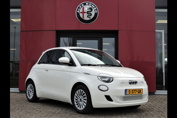 Fiat 500 Action 24 kWh | Radio Plus Pack | Touchscreen Navi | CarPlay | Android