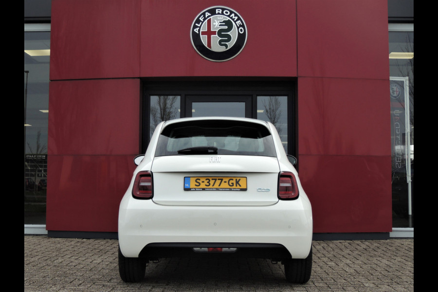 Fiat 500 Action 24 kWh | Radio Plus Pack | Touchscreen Navi | CarPlay | Android