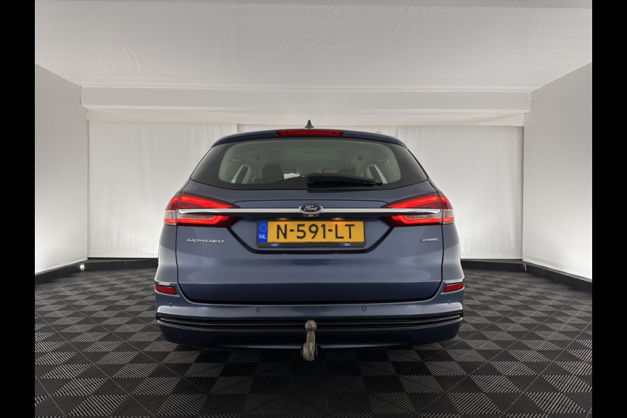 Ford Mondeo Wagon 2.0 IVCT HEV Titanium Luxury-Pack (INCL-BTW) Aut. *FULL-LEATHER | ADAPTIVE-CRUISE | FULL-LED | SONY-AUDIO | BLIND-SPOT | MEMORY-PACK | CAMERA | COMFORT-SEATS | NAVI-FULLMAP | ECC | PDC | TOWBAR | 17''ALU *