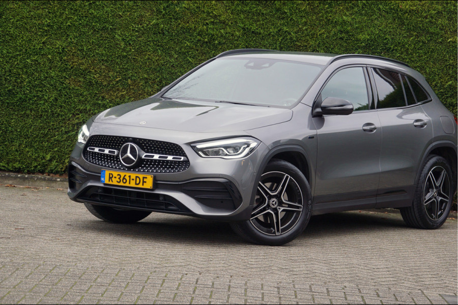 Mercedes-Benz GLA GLA 250 e AMG Line Night | Trekhaak Sfeerverlichting Dodehoek