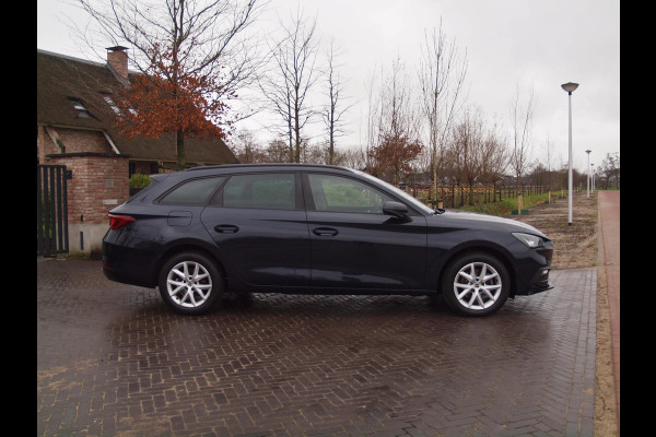 Seat Leon Sportstourer 1.0 TSI Style Business Intense | Apple Carplay | Camera | Cruise Control | Navi |