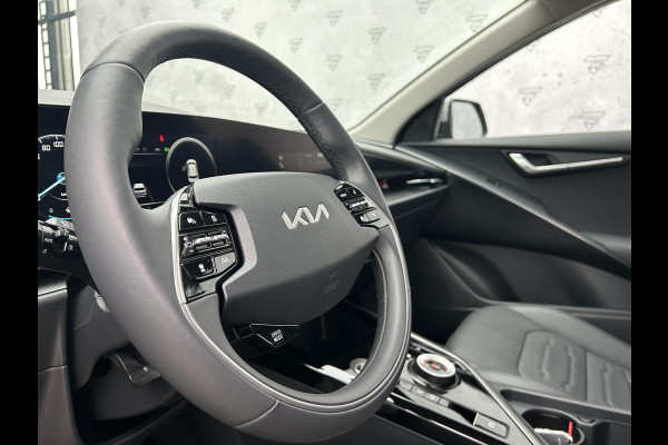 Kia Niro 1.6 GDi Hybrid DynamicPlusLine | Automaat | Cruise | Camera | Stoel- en Stuurverwarming | Head Up Display | Leder | Sensoren | LED | Key-Less |