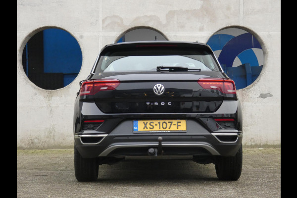 Volkswagen T-Roc 1.5 TSI Sport | NAVIGATIE | TREKHAAK |