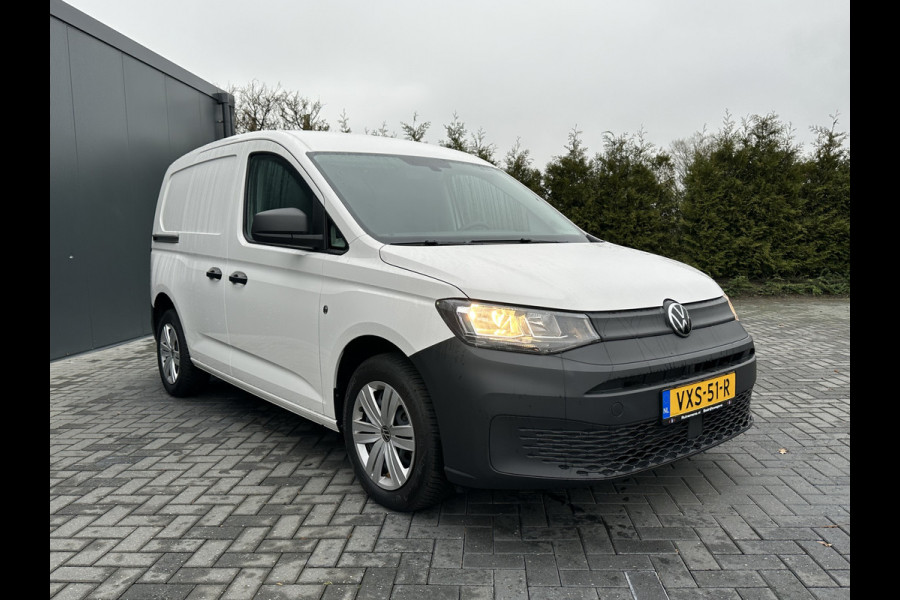 Volkswagen Caddy Cargo 2.0 TDI COMFORT / L1H1 / !! NIEUWSTAAT !! / 17.896 KM / CRUISE / AIRCO / APPLE CARPLAY / ANDROID AUTO