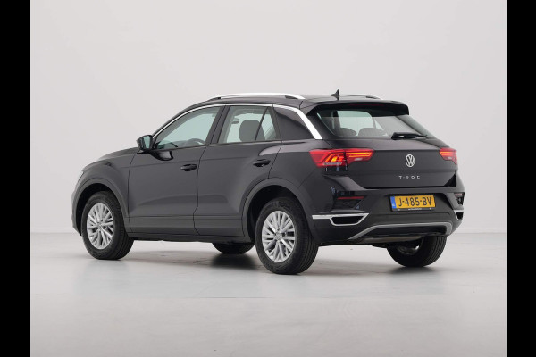 Volkswagen T-Roc 1.0 TSI 115pk Style Navigatie Pdc Airco Lm Velgen 270