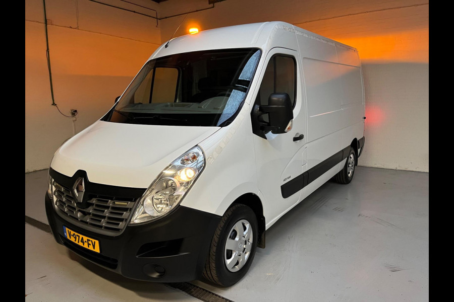 Renault Master SERVICEWAGEN T35 2.3 DCI 145PK EURO6 L2H2 VICTRON V230 BOTT INRICHTING AIRCO STANDKACHEL TREKHAAK RIJKLAARPRIJS!