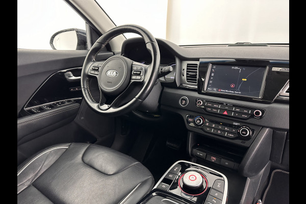 Kia e-Niro ExecutiveLine 64 kWh Aut. *FULL-LEATHER | JBL-AUDIO | FULL-LED | NAVI-FULLMAP | DAB | ADAPT.CRUISE | CAMERA | MEMORY-PACK | LANE-ASSIST | KEYLESS | DIGI-COCKPIT | SHIFT-PADDLES | COMFORT-SEATS | 17"ALU*