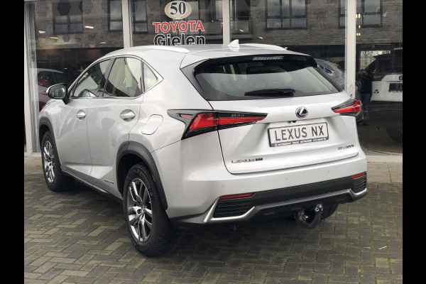 Lexus NX 300h AWD Sport Edition | Trekhaak, Eerste eigenaar, Leer, Stoelverwarming, Parkeersensoren, 18 inch, Navigatie, CarPlay