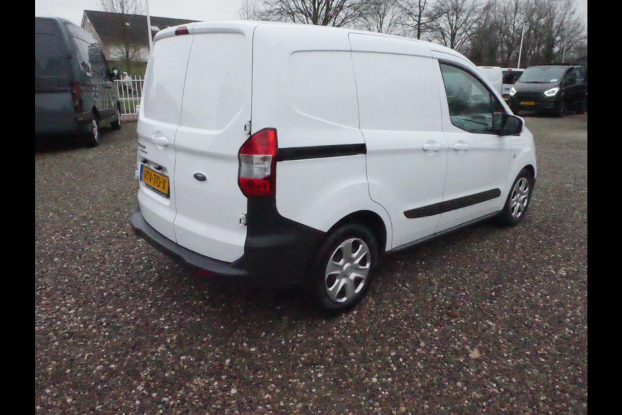 Ford Transit Courier 1.5 TDCI 75PK, L1, Airco