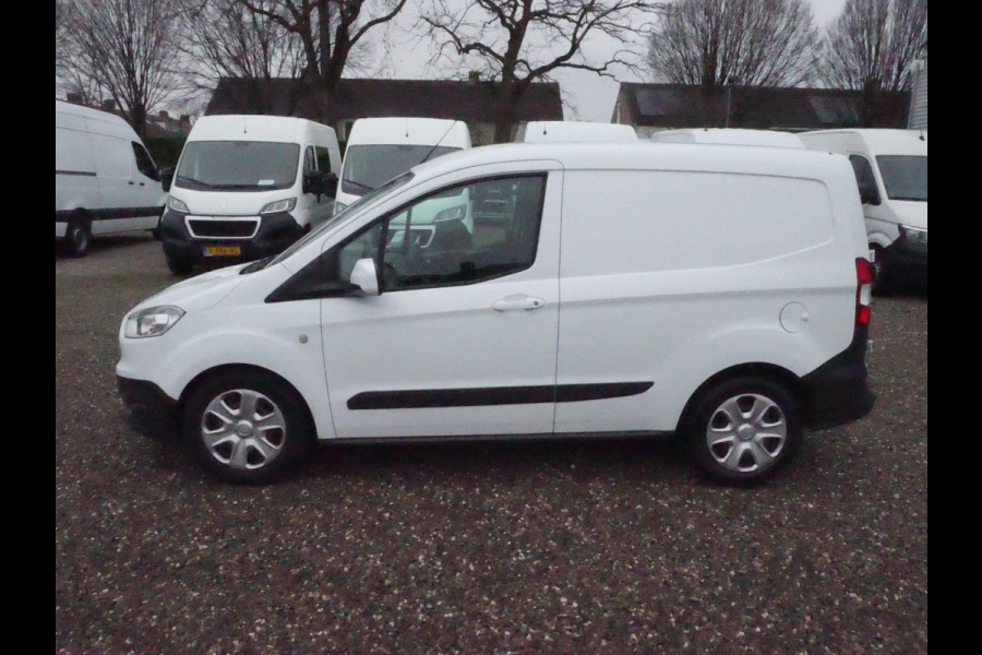 Ford Transit Courier 1.5 TDCI 75PK, L1, Airco