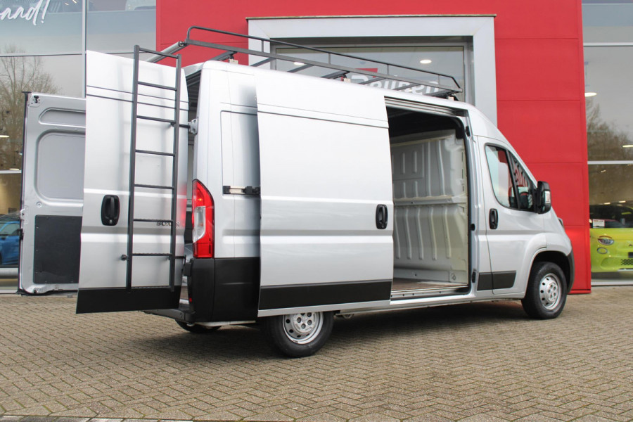 Peugeot Boxer 333 2.2 BlueHDi 120PK L2H2 PREMIUM | IMPERIAL + LADDER | LAADRUIMTE PAKKET | PARKEER SENSOREN | 3-ZITS | AIRCO | CRUISE CONTROL |