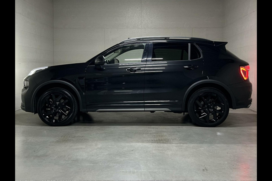 Lynk & Co 01 1.5 Plug-in Black Edition Sfeerver. Pano Trekh.