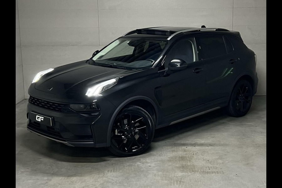 Lynk & Co 01 1.5 Plug-in Black Edition Sfeerver. Pano Trekh.