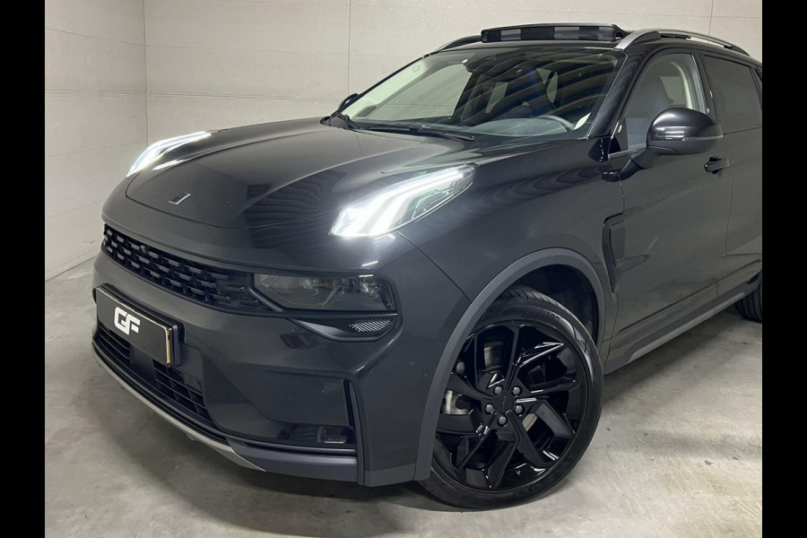 Lynk & Co 01 1.5 Plug-in Black Edition Sfeerver. Pano Trekh.