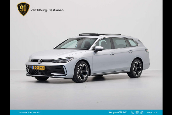 Volkswagen Passat Variant 1.5 eTSI 150pk DSG R-Line Business Panorama Navigatie Trekhaak Camera