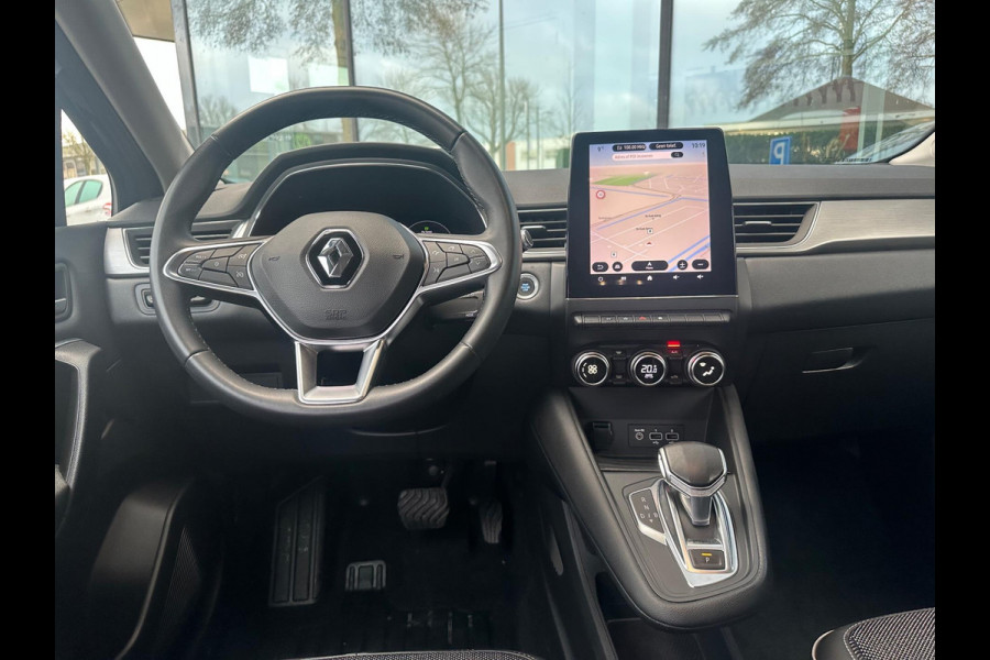 Renault Captur 1.6 E-Tech Plug-in Hybrid 160 Intens - Groot Navi - Camera - Parkeerhulp- Climate