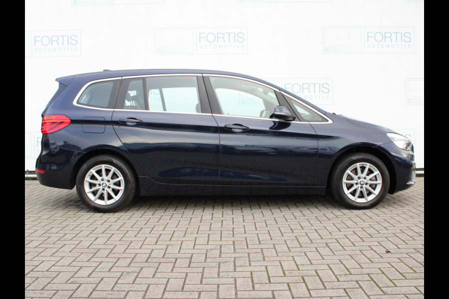 BMW 2 Serie Gran Tourer 218i Centennial High Executive NL AUTO | LEDER | PD VOOR ACHTER | STOELVERW | HEAD UP!