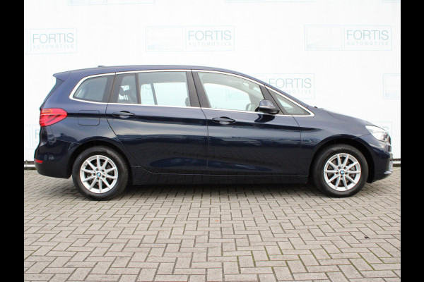 BMW 2 Serie Gran Tourer 218i Centennial High Executive NL AUTO | LEDER | PD VOOR ACHTER | STOELVERW | HEAD UP!