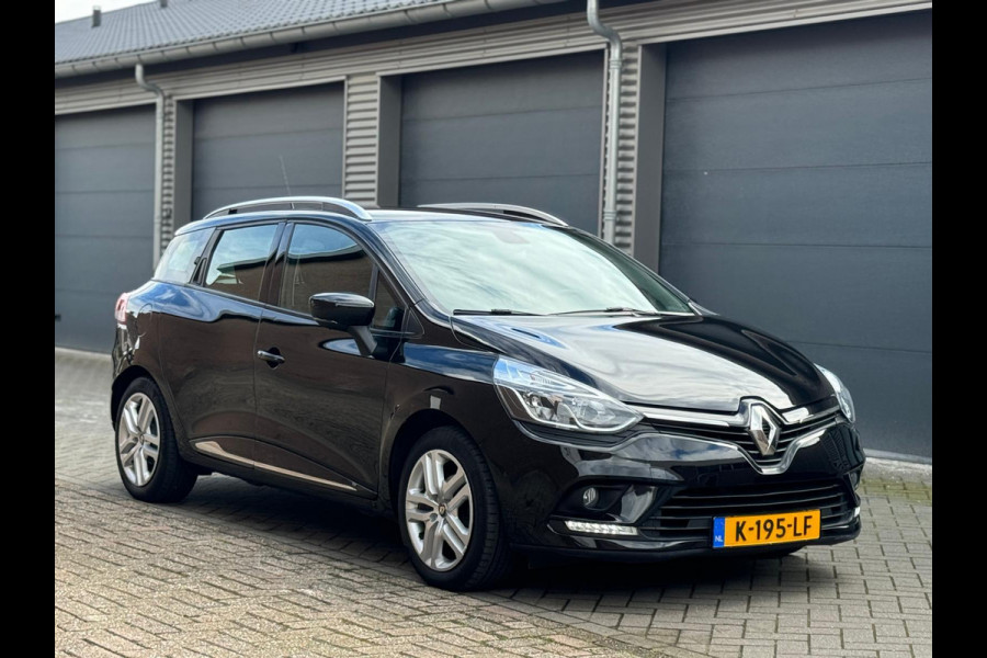 Renault Clio Estate TCe 90 PK intens, climaat control, navigatie, stoelverwarming, cruisecontrol