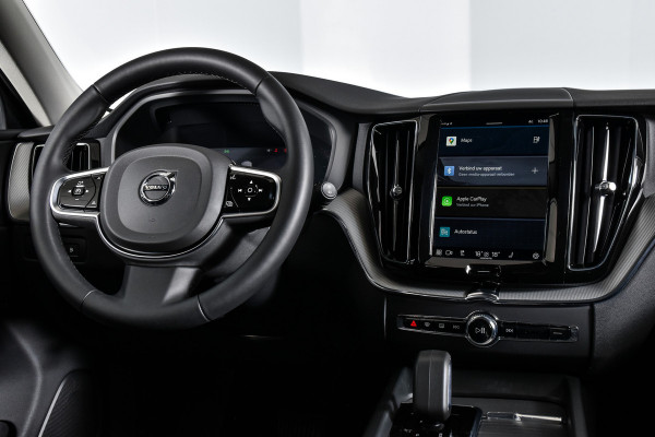 Volvo XC60 2.0 T6 Plug-in hybrid AWD Plus Bright | S/K-Panodak | Dig. Cockpit | Adapt. Cruise | Memory Stoelen | Elek. Klep | Stoel-+stuurverw. | Camera | NAV+App. Connect | LM 19" | 2333