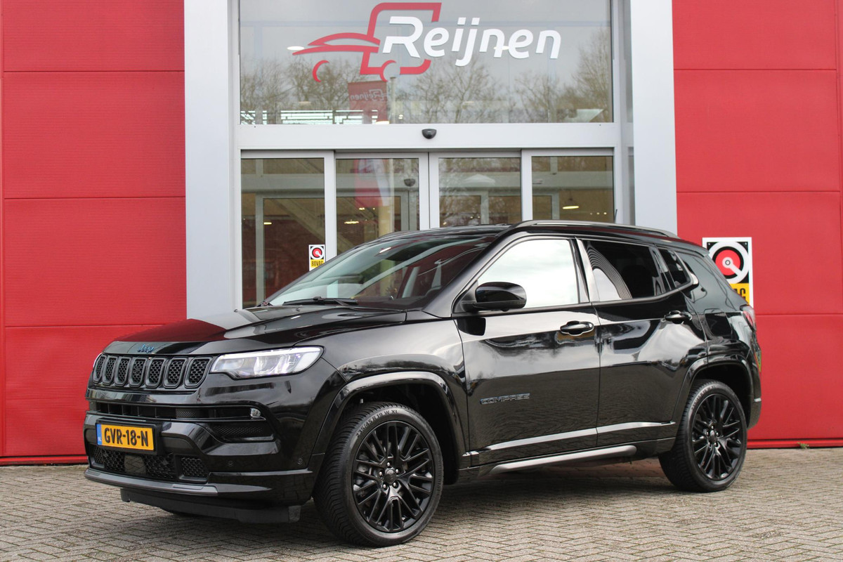 Jeep Compass 4xe SUMMIT 240PK PHEV AUTOMAAT | NAVIGATIE 10,25 "TOUCHSCREEN | APPLE CARPLAY/ANDROID AUTO | 360° CAMERA | DAB+ RADIO | CLIMATE CONTROL | 19"GLOSS BLACK LICHTMETALEN VELGEN | ADAPTIVE / CRUISE CONTROL | DIGITAAL INSTRUMENTENPANEEL | LEDEREN BEKLEDING | STOELVERWARMING / STOELKOELING | ELEKTRISCH VERSTELBARE BESTUURDERSSTOEL MET GEHEUGEN / BIJRIJDERSTOEL ELEKTRISCH VERSTELBAAR | ELEKTRISCH BEDIENBARE ACHTERKLEP | FULL LED KOPLAMPEN | LED MISTLAMPEN / BOCHTVERLICHTING | KEYLESS ENTRY & START | DRAADLOOS LADEN | DRAADLOOS APPLE CARPLAY |