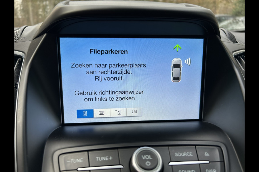 Ford Grand C-Max 1.0 125pk Titanium Navi, Carplay, Trekhaak, 1e Eigenaar