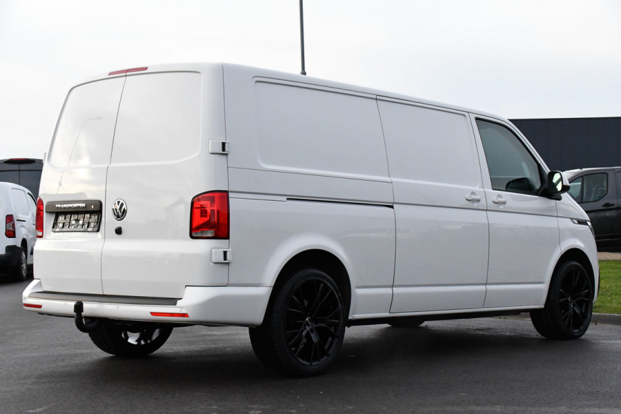 Volkswagen Transporter 2.0 TDI L2H1 30 PB Edition Highline