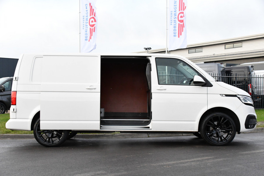 Volkswagen Transporter 2.0 TDI L2H1 30 PB Edition Highline