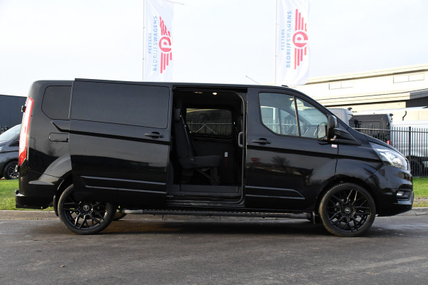 Ford Transit Custom 300 2.0 TDCI L2H1 Limited DC Black Edition Cruise, Carplay, 130PK, Trekhaak, Sensoren, 6 Zitplaatsen, Stoelverwarming, UNIEK!