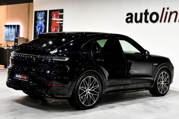 Porsche Cayenne Coupé 3.0 E-Hybrid.BTW, Sport Design, Uitlaat, Chrono, Memory, Luchtvering, 18 Weg, ACC, Bose, Camera, Trekhaak!