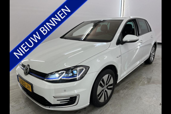 Volkswagen e-Golf e-Golf NL AUTO | VIRTUAL COCKPIT | LEDER | CAMERA | STOELVERW |