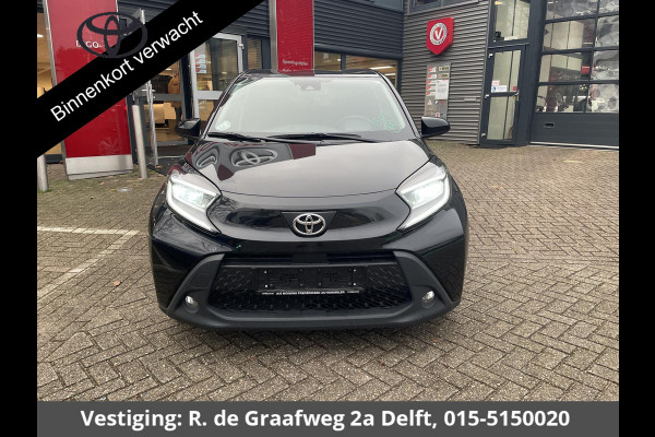 Toyota Aygo X 1.0 VVT-i MT first | Stoelverwarming | Camera | Lichtmetalen velgen