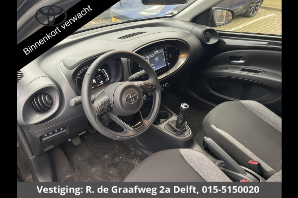 Toyota Aygo X 1.0 VVT-i MT first | Stoelverwarming | Camera | Lichtmetalen velgen