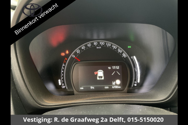 Toyota Aygo X 1.0 VVT-i MT first | Stoelverwarming | Camera | Lichtmetalen velgen