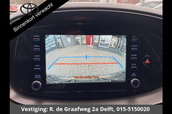 Toyota Aygo X 1.0 VVT-i MT first | Stoelverwarming | Camera | Lichtmetalen velgen