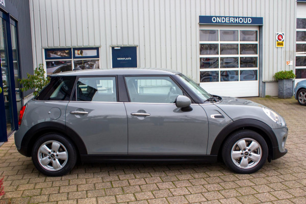 MINI 1.5 Automaat Cooper Salt Business | Prijs rijklaar incl. 12 mnd garantie | Lmv Navi HUD Clima Pdc Bluetooth DAB Cruise