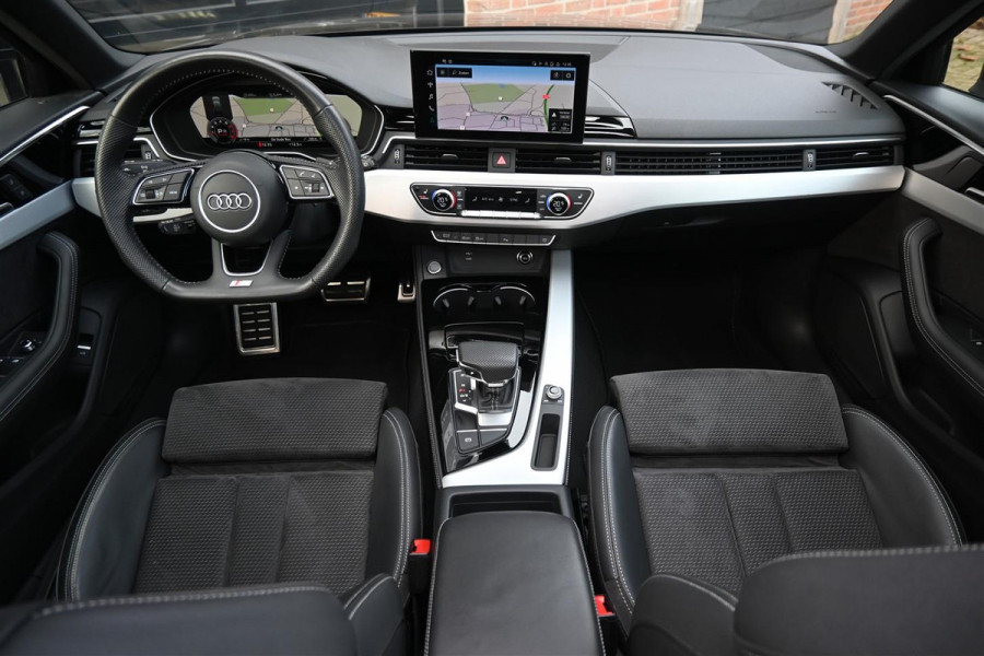 Audi A4 Avant 40 TFSI 3x S-Line PANO Virtual Trekhaak Cam '20