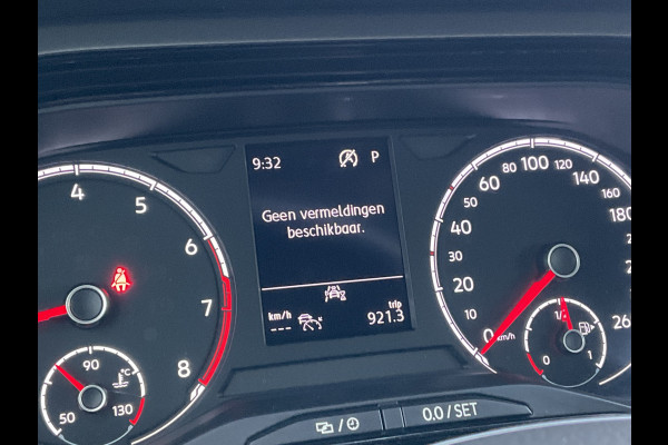 Volkswagen Polo 1.0 TSI Autom R-Line Adap.Cruise Carplay 33590KM!